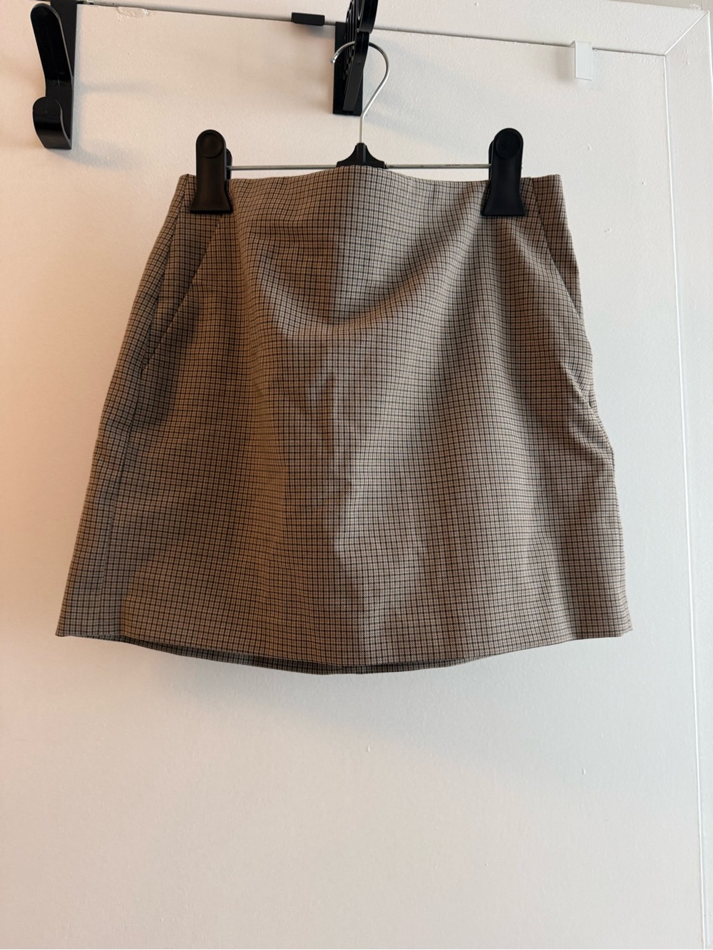 Uniqlo Tan Brown Mini Skirt with Subtle Check